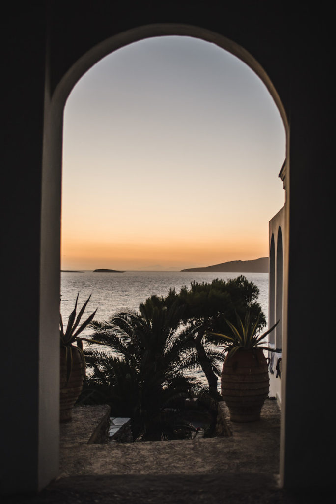 Aneroussa Beach Hotel