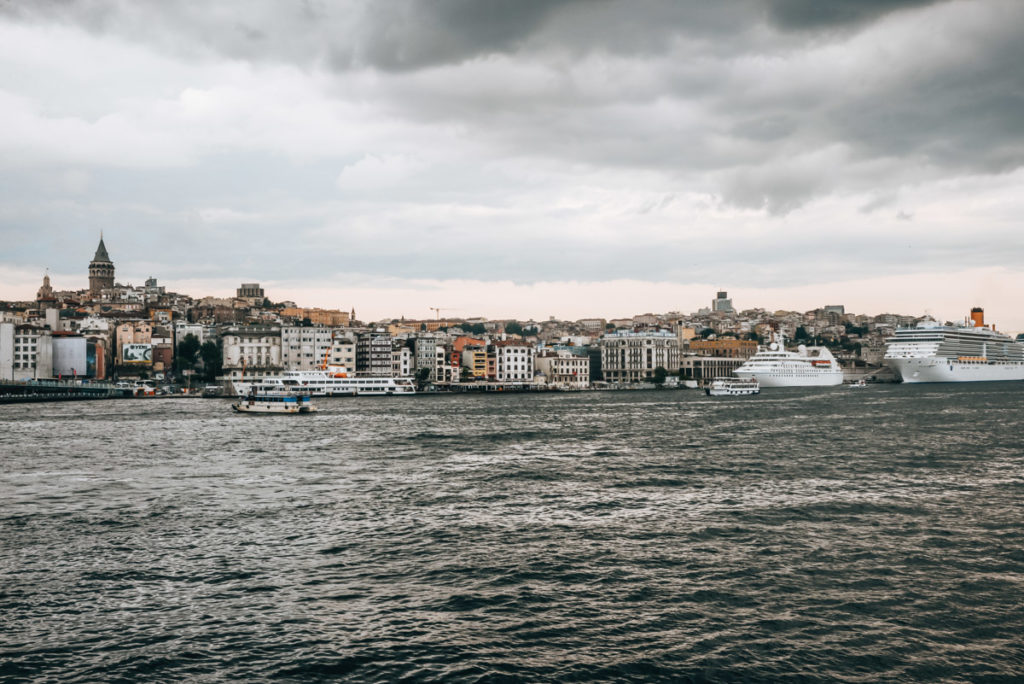 Bosporus Schiff