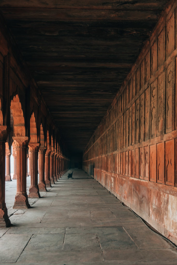 Taj Mahal Agra Travel Guide