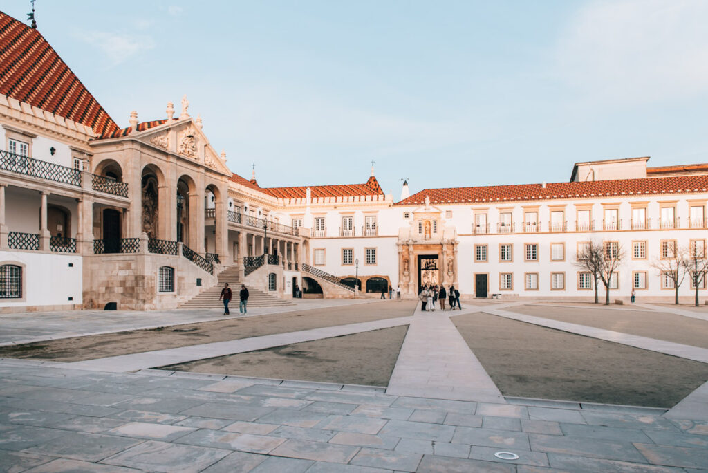Coimbra Universität besichtigen