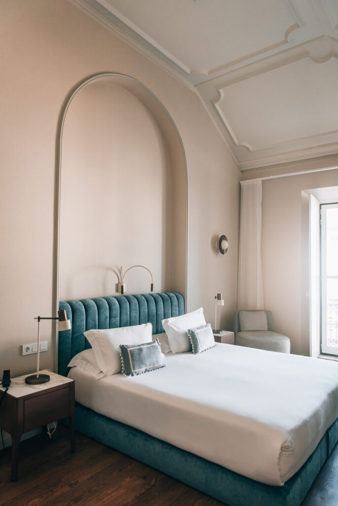 Evora Moura Suites