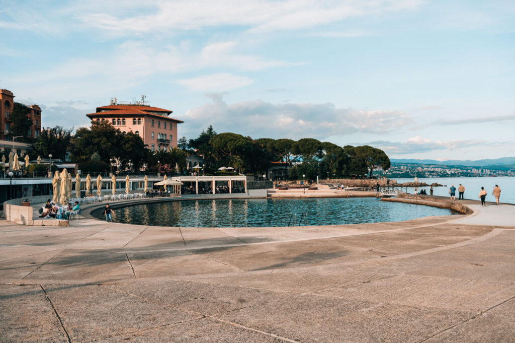 Opatija Slatina Strand