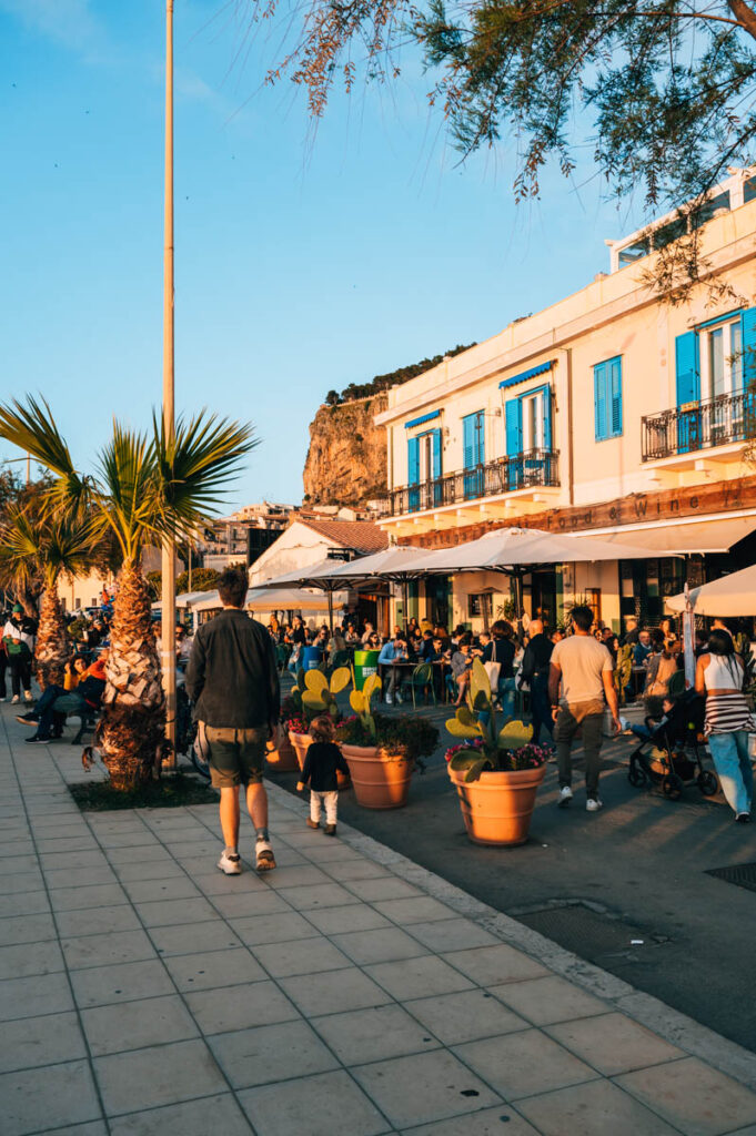 Cefalu Strandpromenade