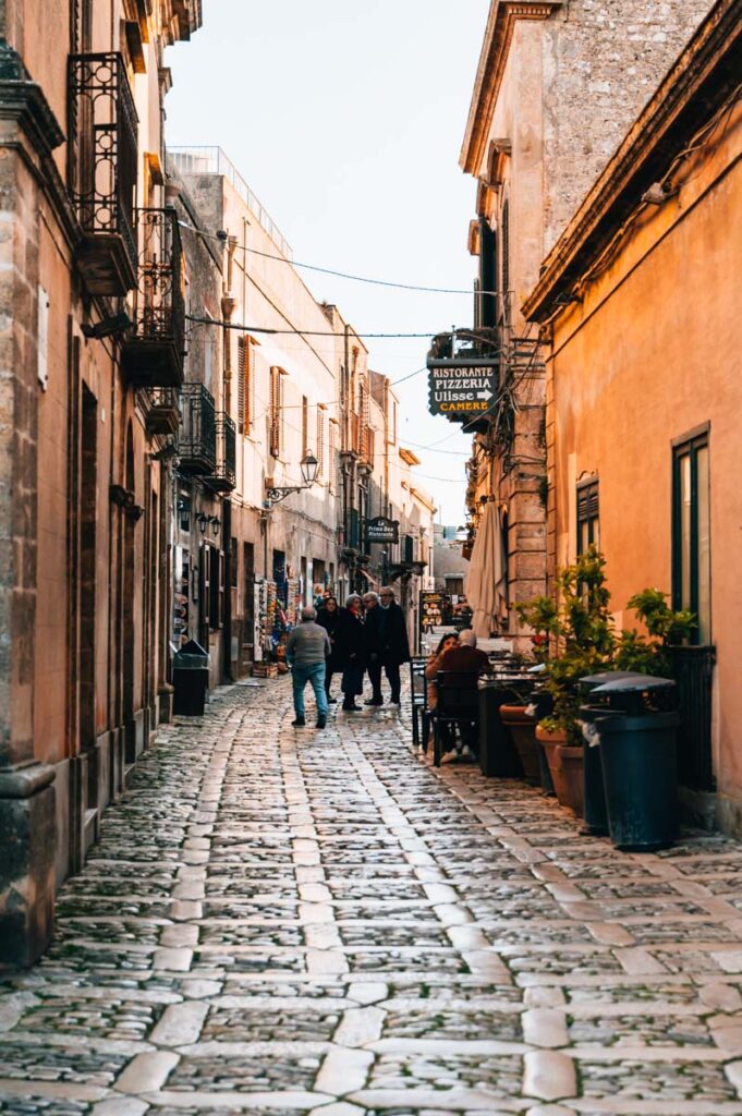 Erice Via Vittorio Emanuele